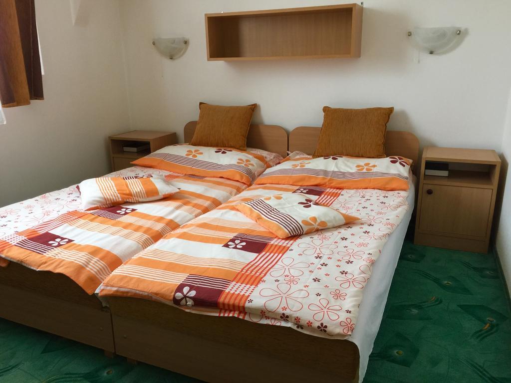 Akacliget Gyogy-Es Strandfuerdo Karcag Номер фото